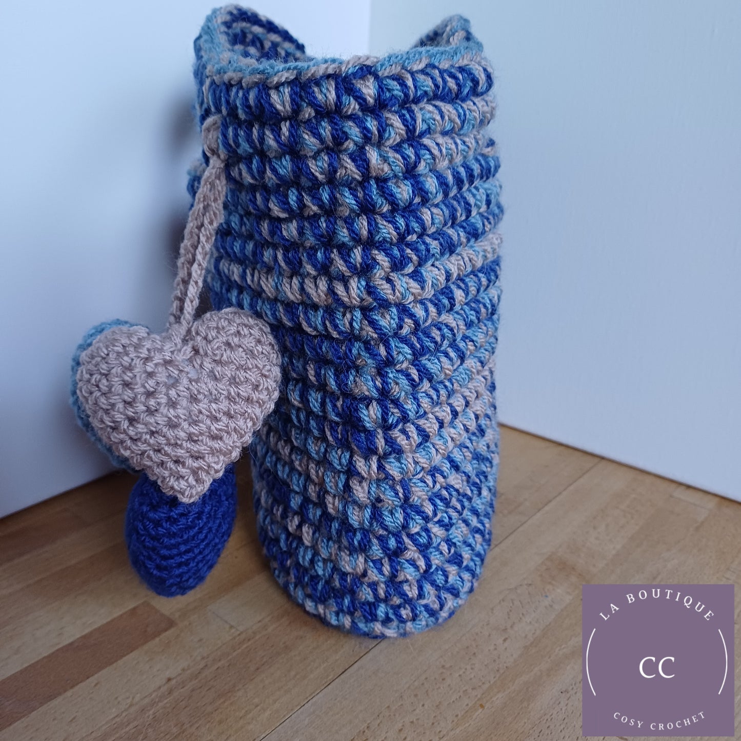 Panier sac déco cœurs bleu et beige