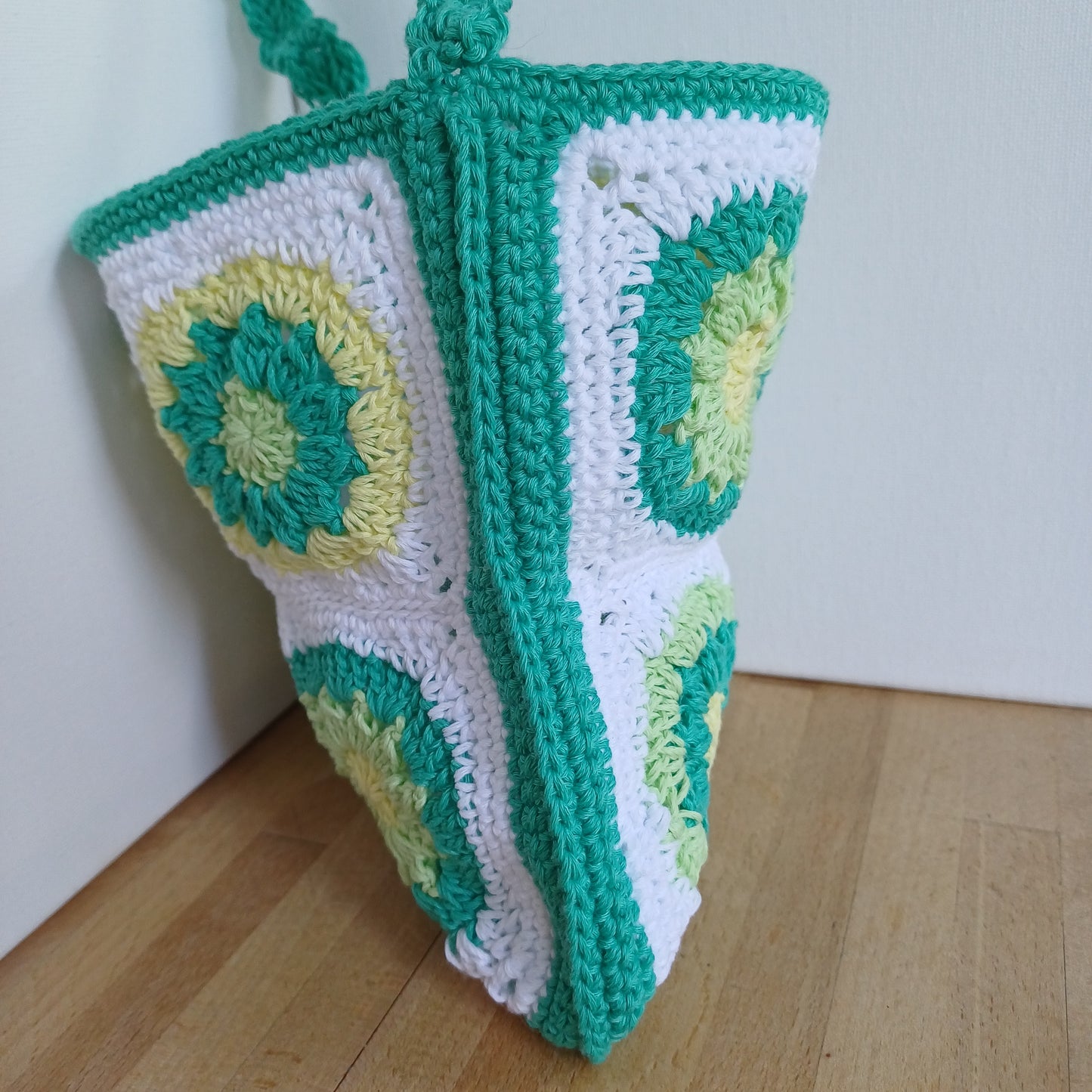 Petit sac fleuri vert