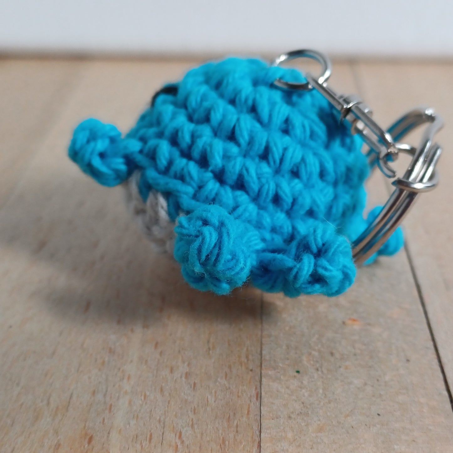 Porte-clés mini baleine bleue