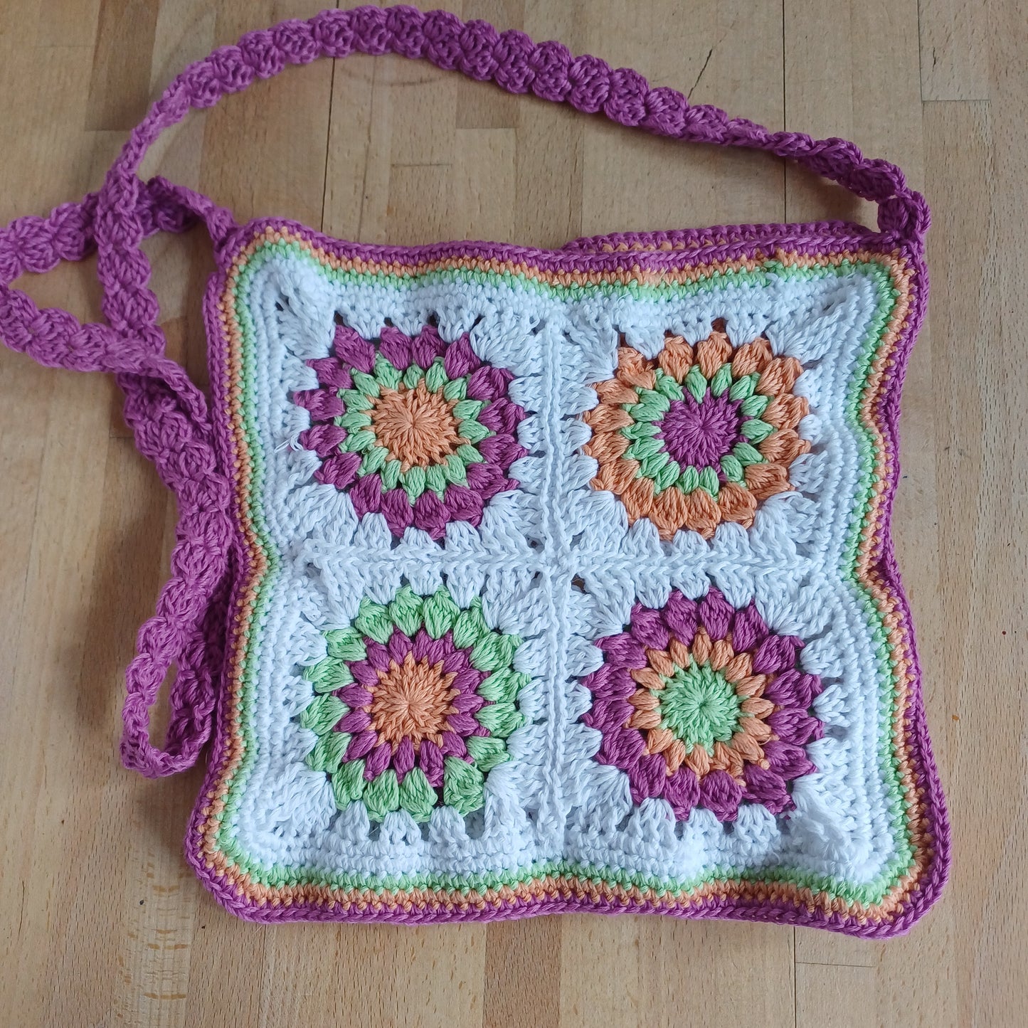 Petit sac fleuri multicolore