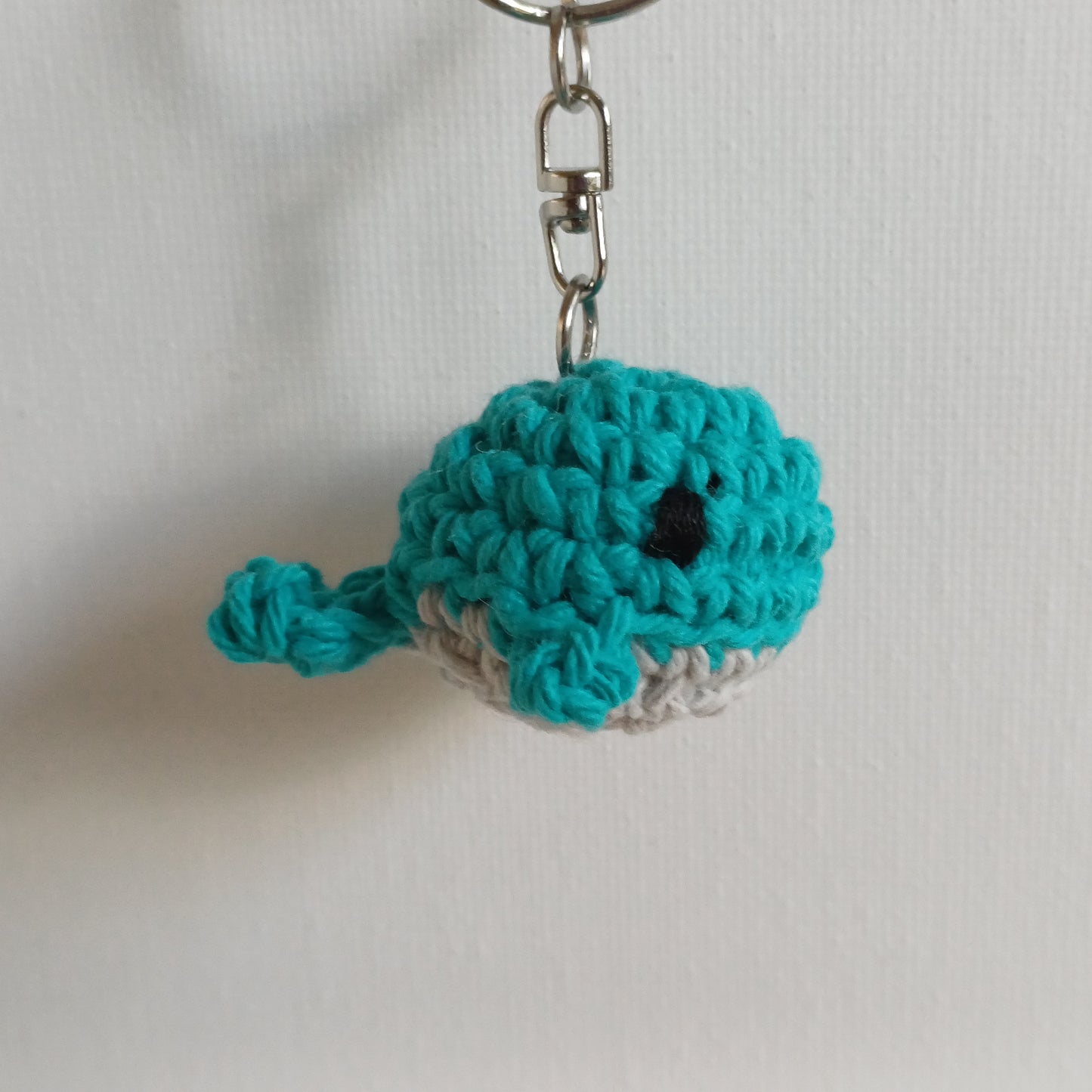 Porte-clés mini baleine turquoise