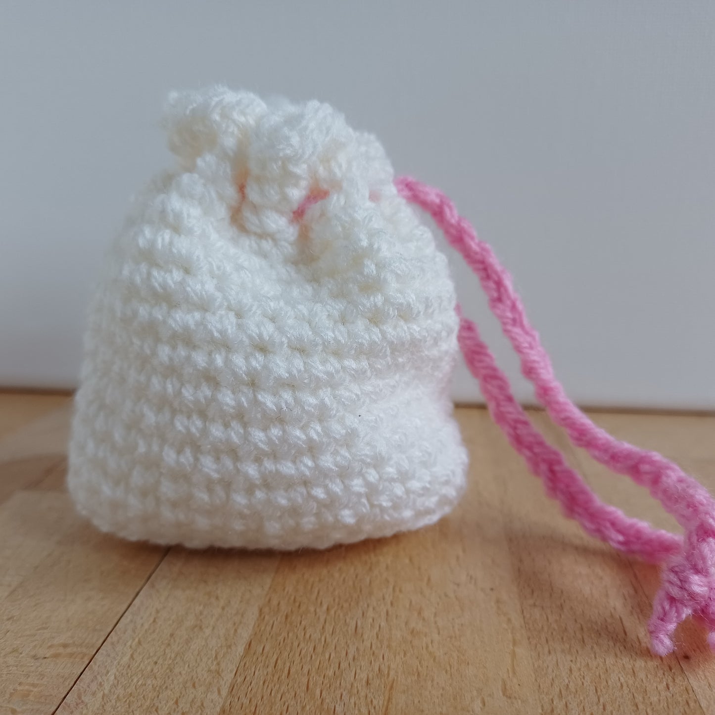 Petit pochon blanc