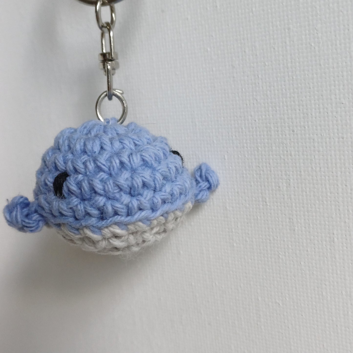 Porte-clés mini baleine lilas