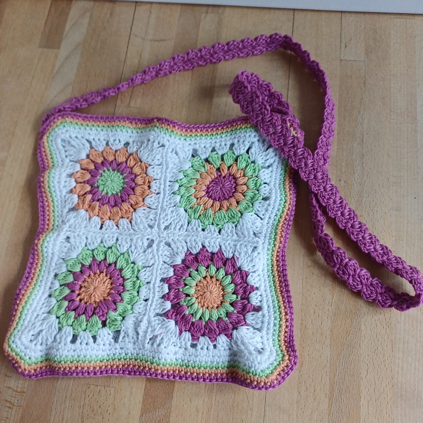 Petit sac fleuri multicolore