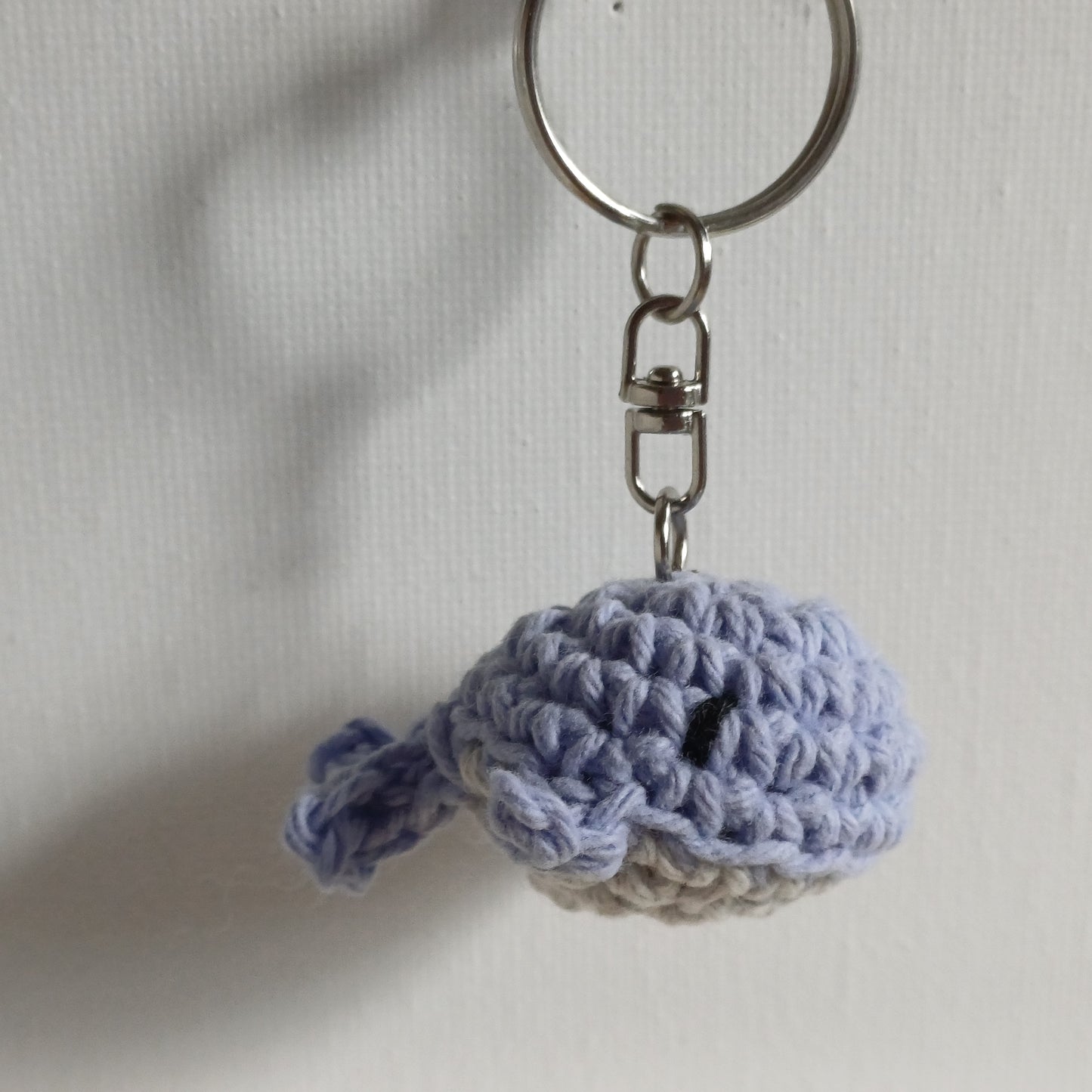 Porte-clés mini baleine mauve