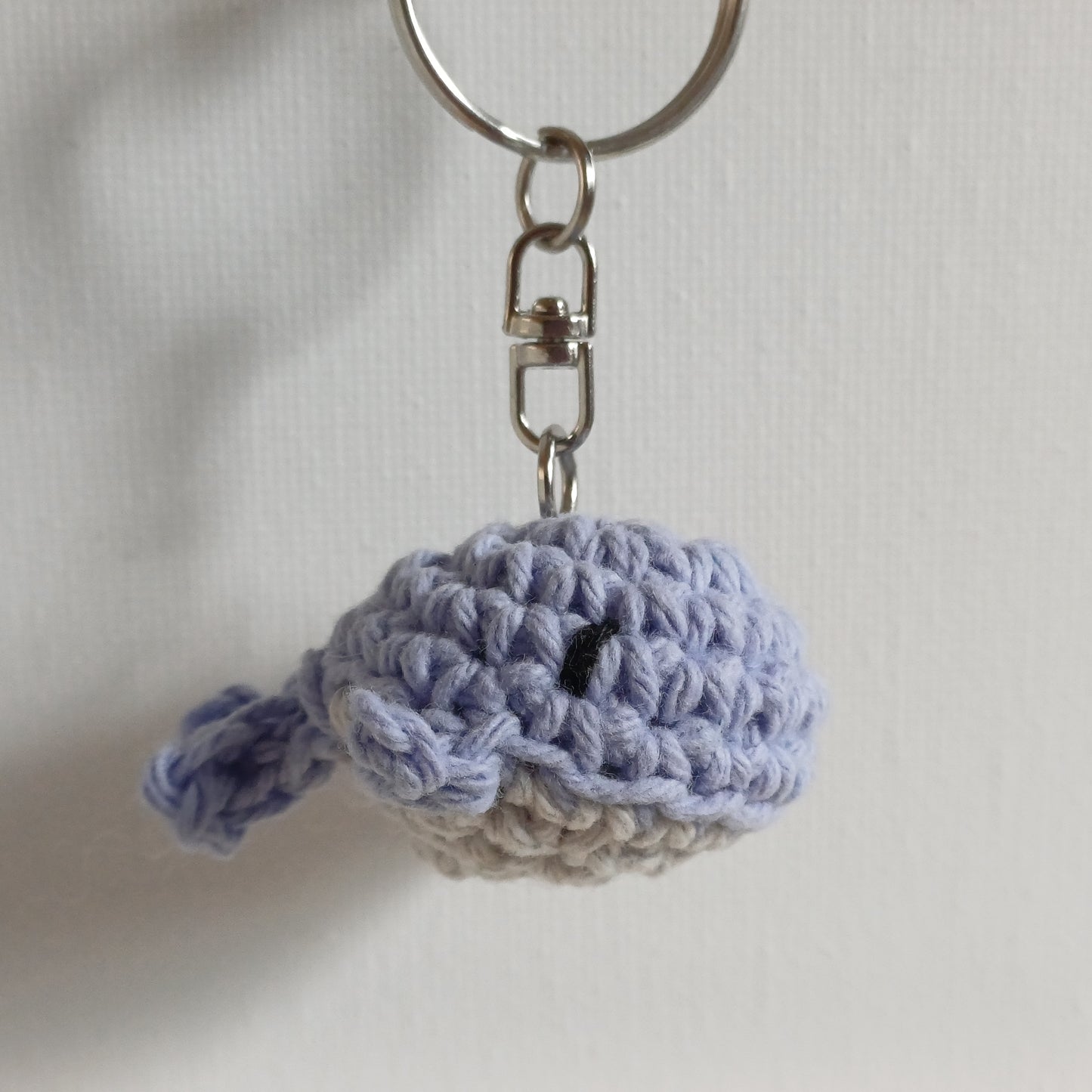 Porte-clés mini baleine mauve