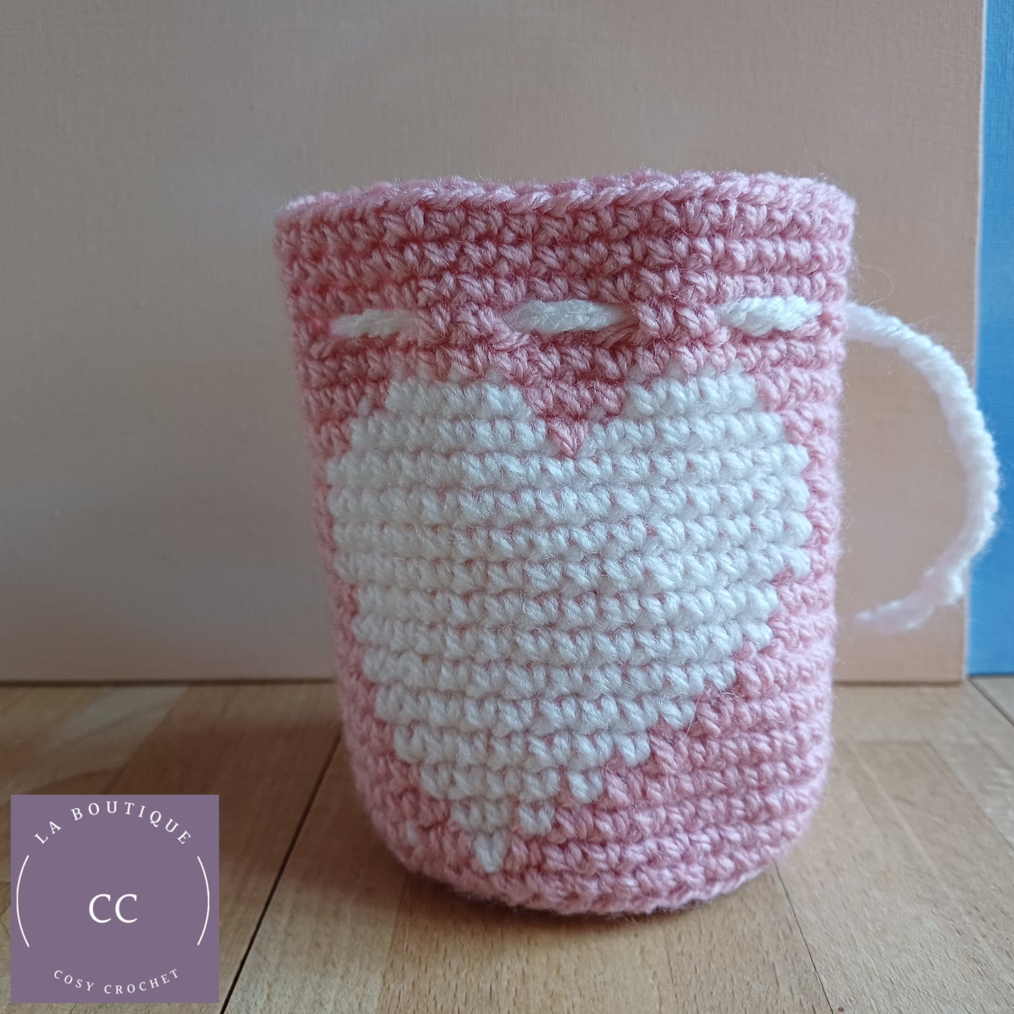 Pochon motif cœur rose pastel et blanc