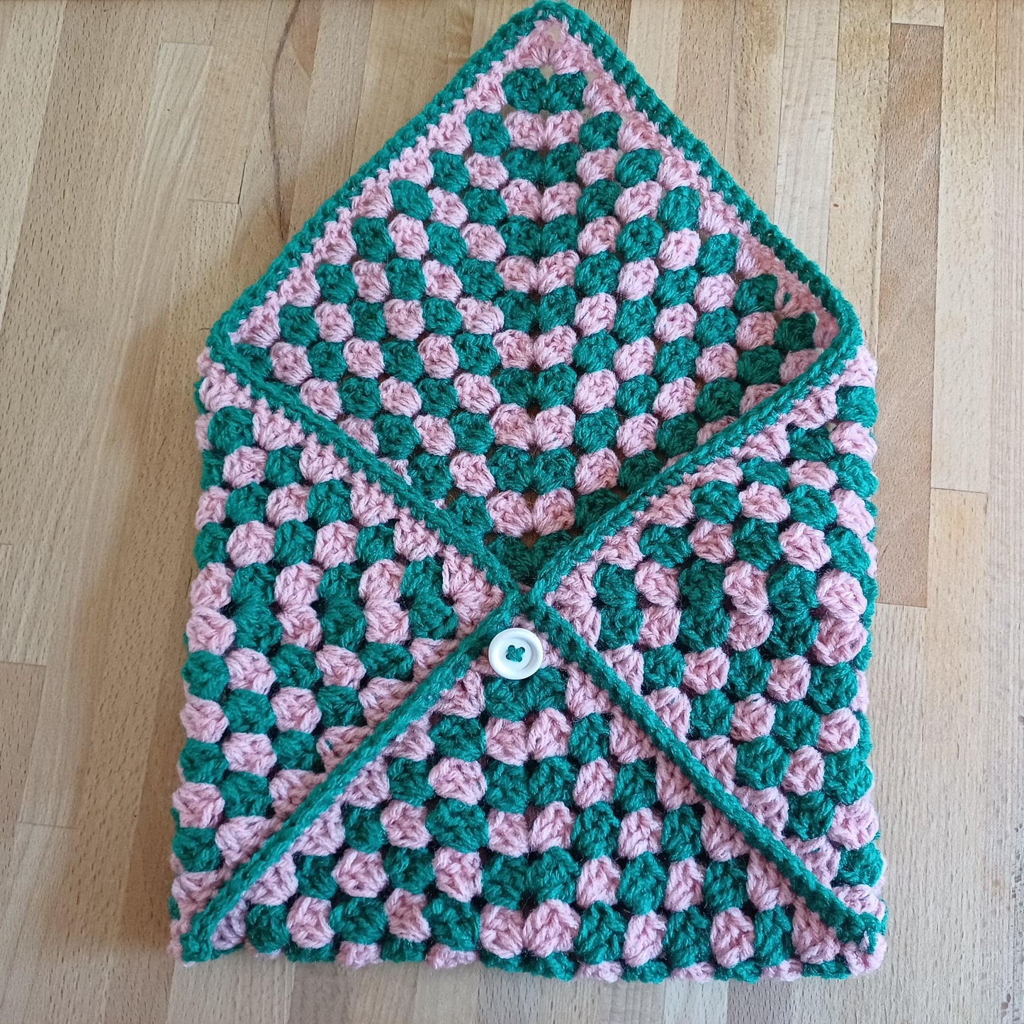 Pochette enveloppe pour livre vert foncé et rose