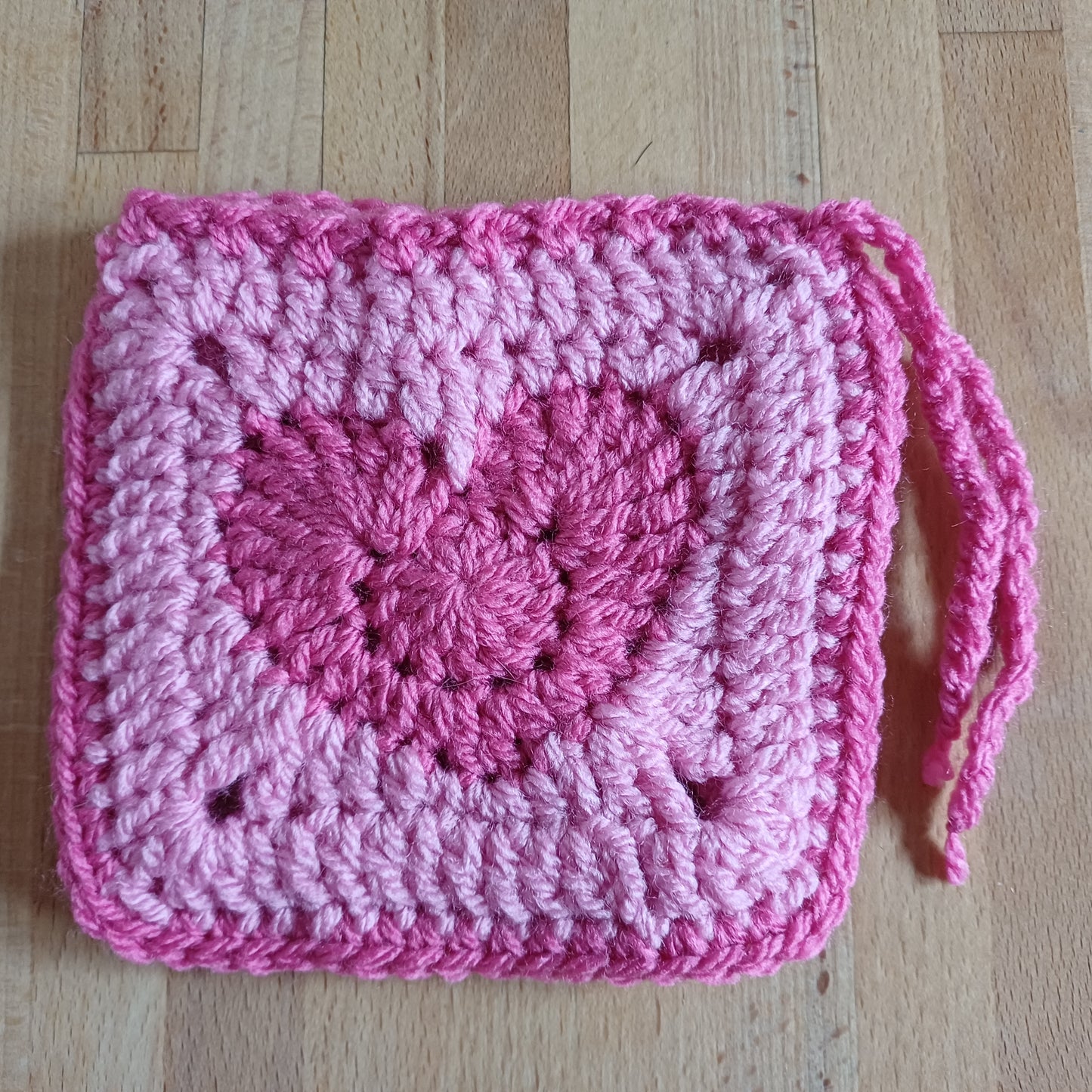 Pochon granny coeur duo de rose