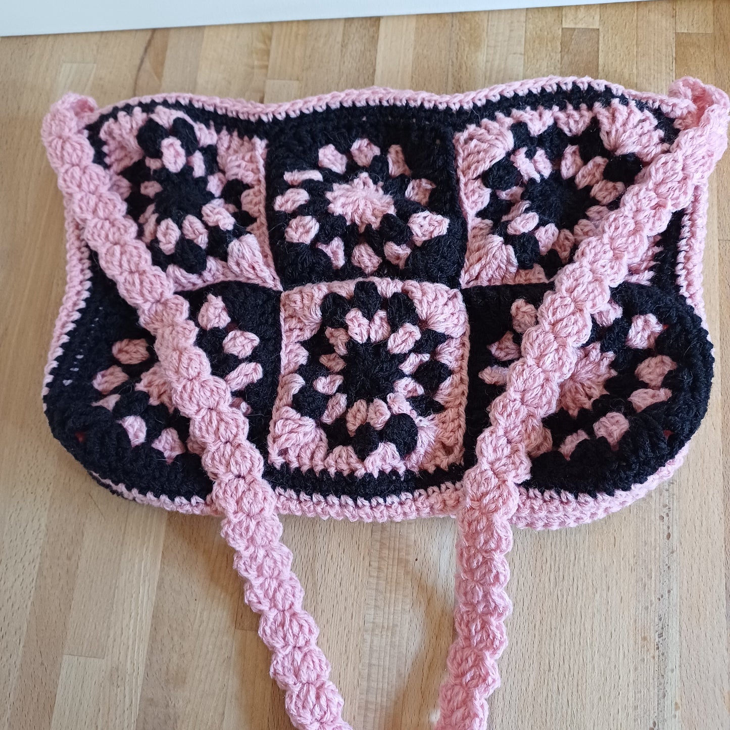 Grand sac bandoulière rose et noir
