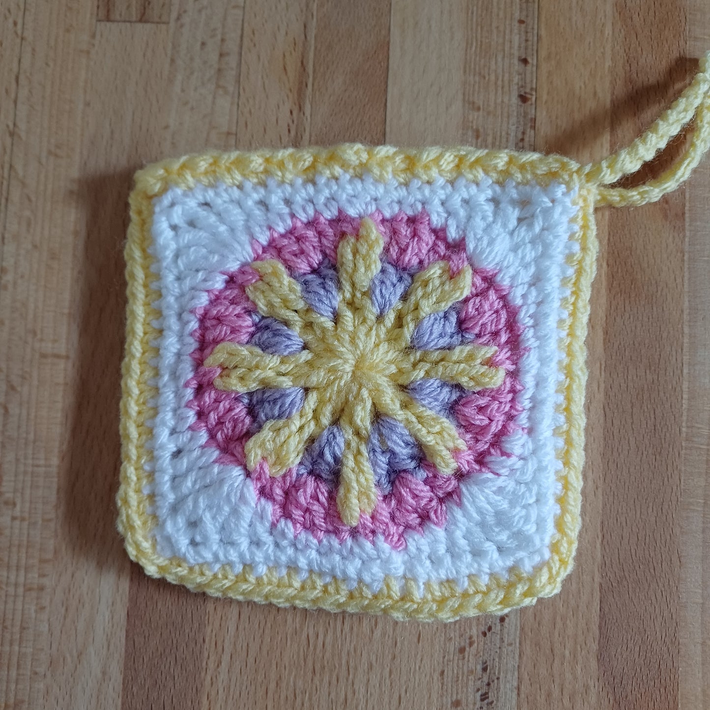Pochon granny jaune, violet et rose