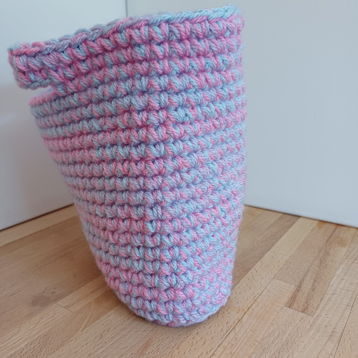 Panier sac multicolore bleu, violet et rose