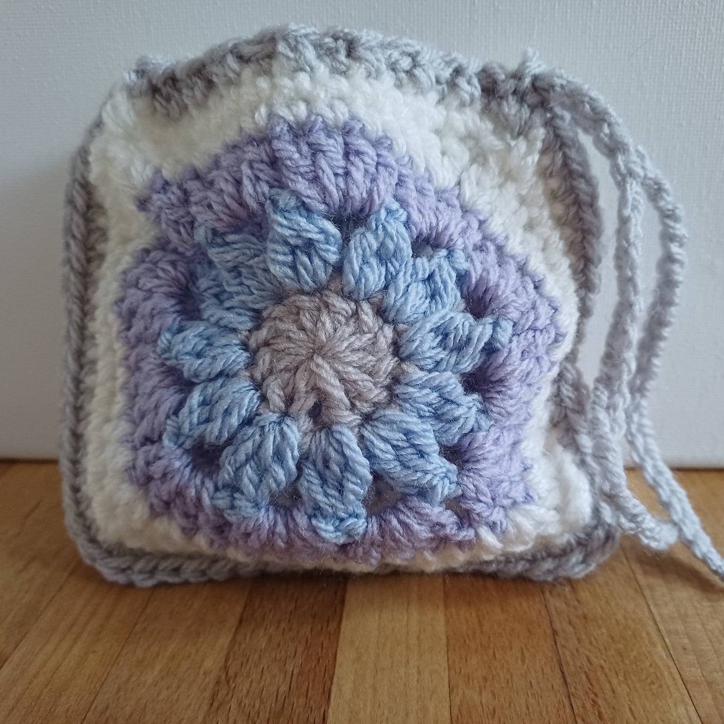 Pochon granny gris pastel