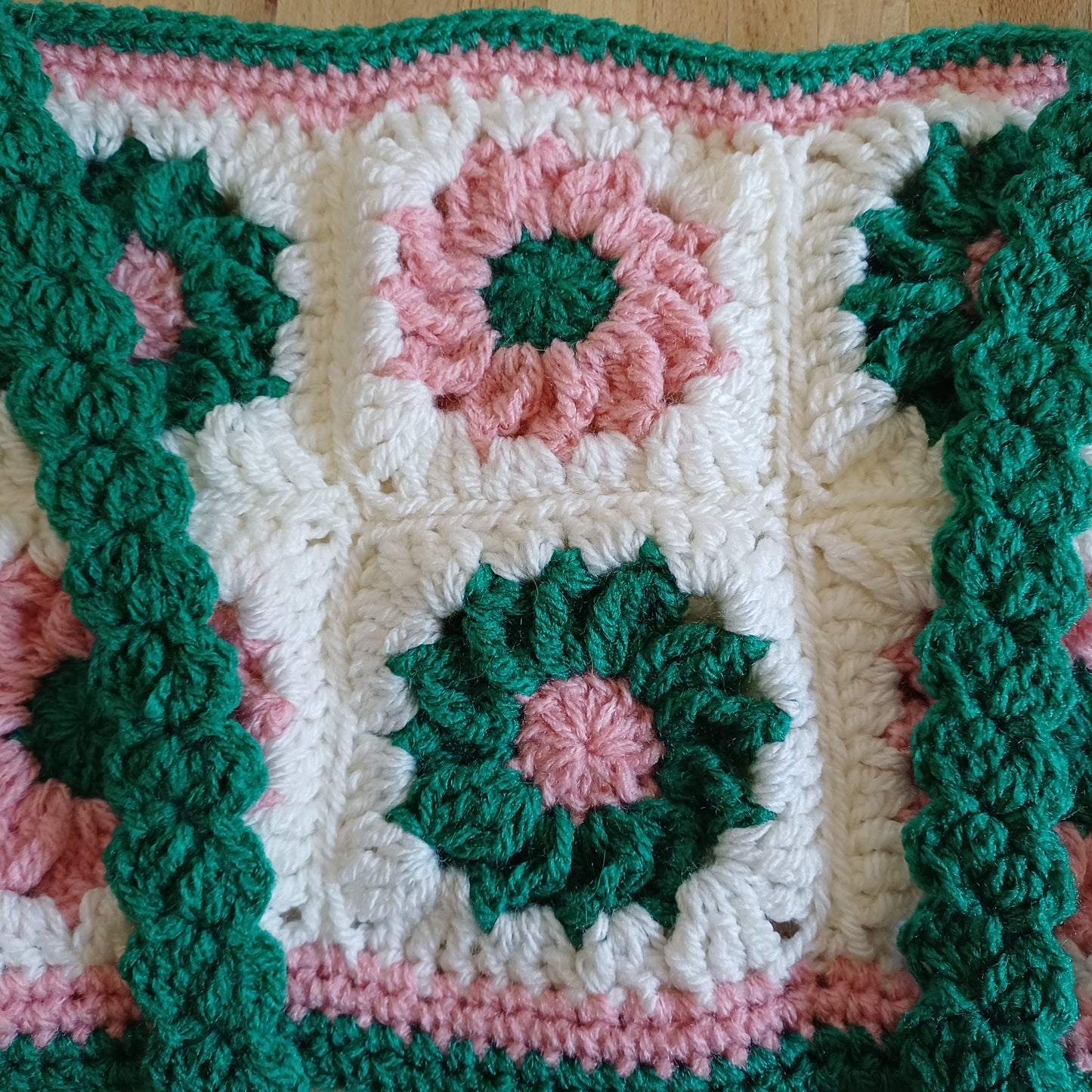 Grand sac bandoulière vert foncé et rose
