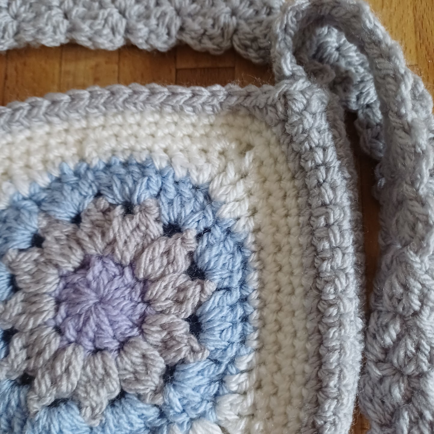 Grand sac bandoulière gris pastel