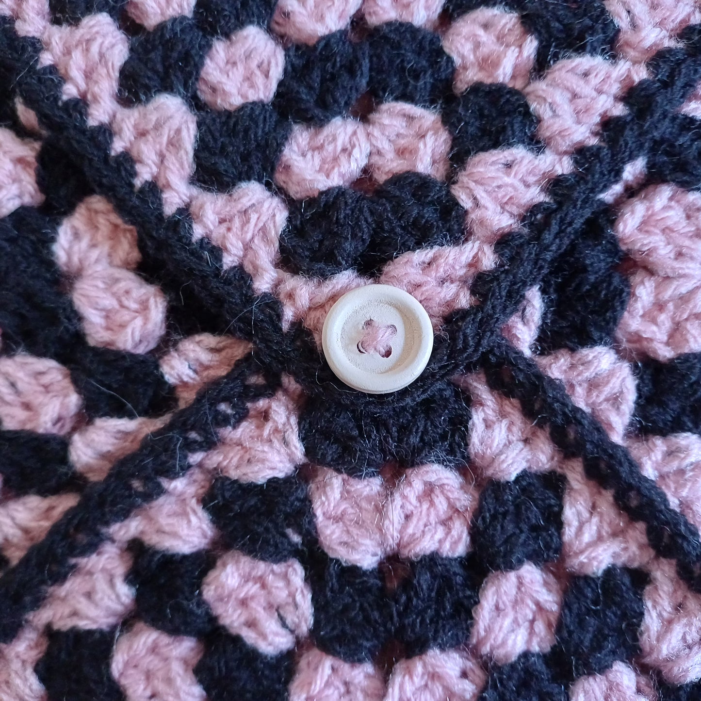 Pochette enveloppe pour livre rose et noire