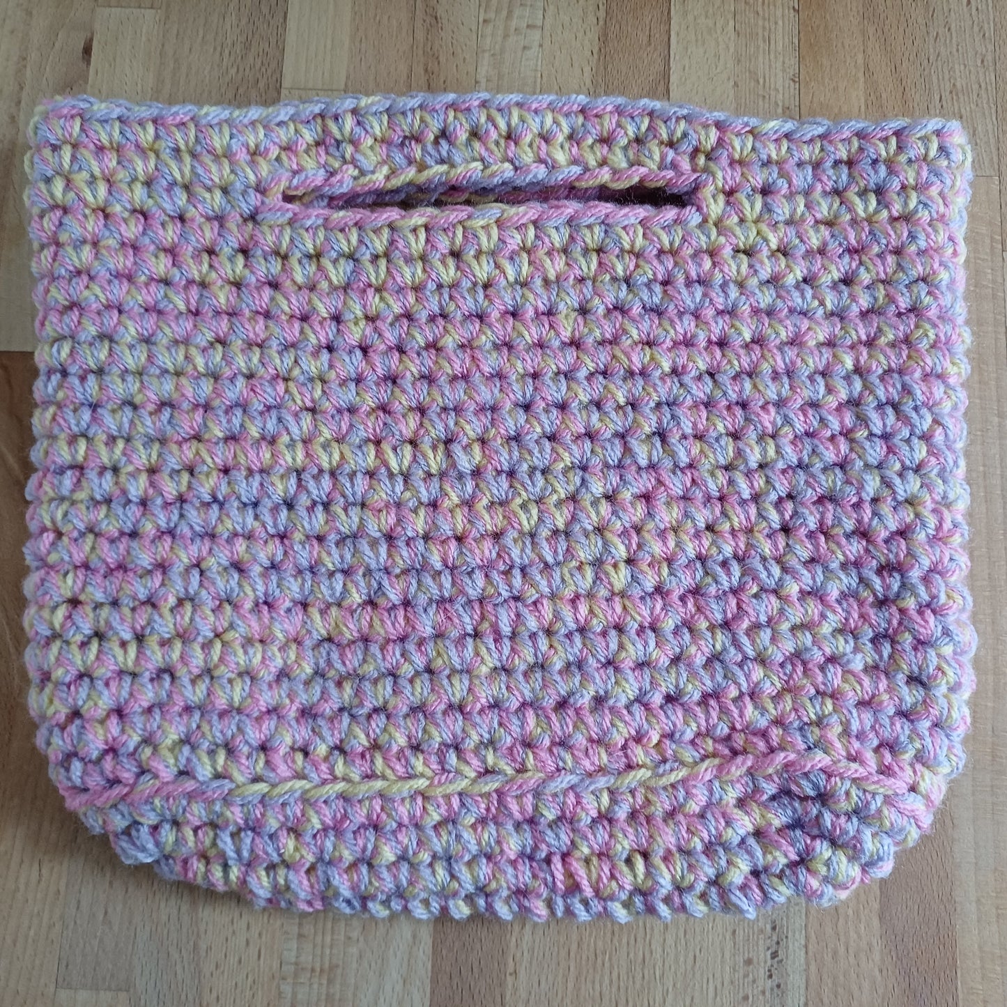 Panier sac multicolore jaune, violet et rose