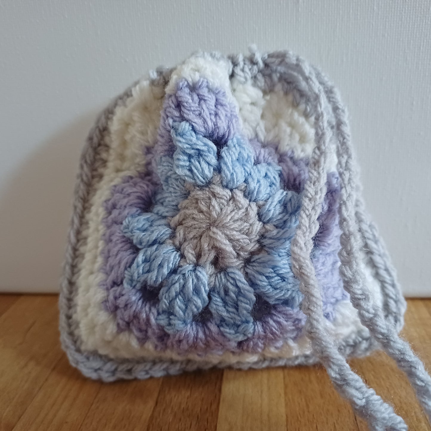 Pochon granny gris pastel