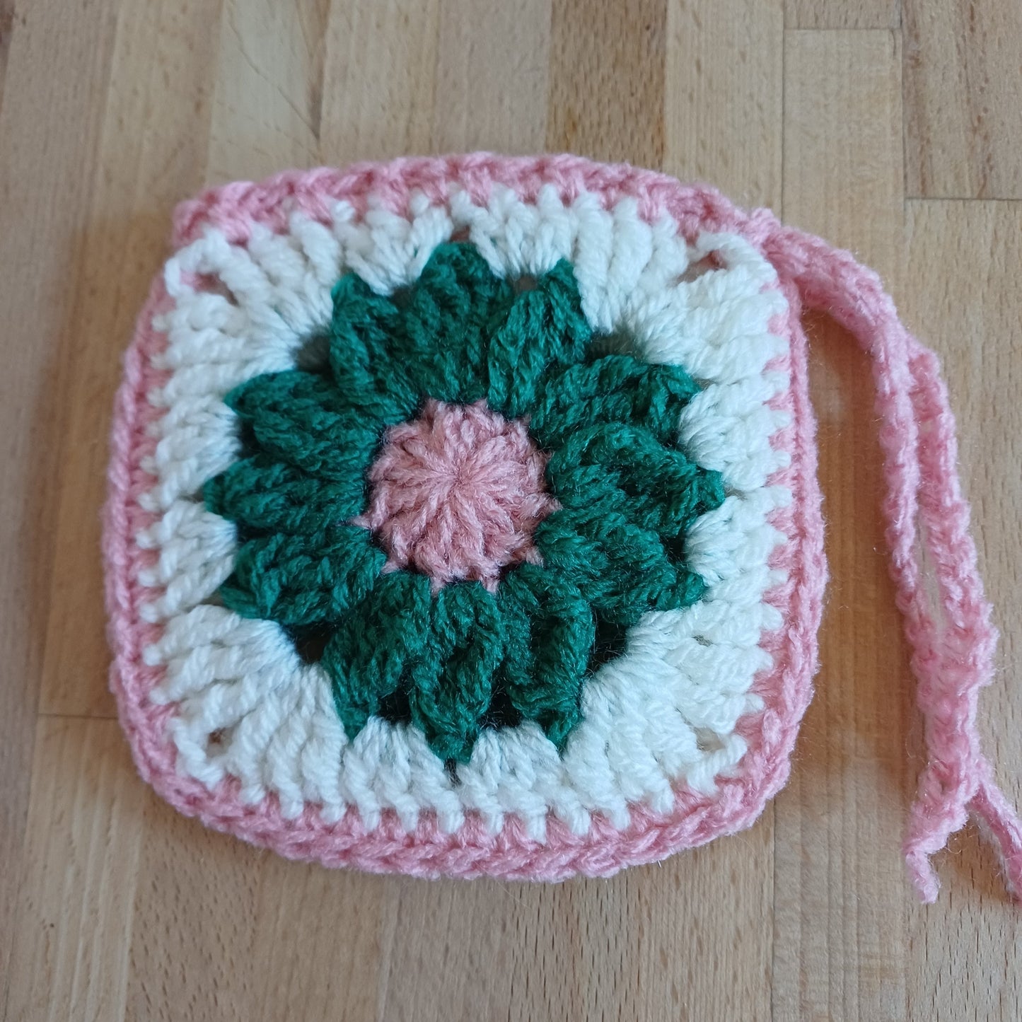 Pochon granny vert foncé et rose