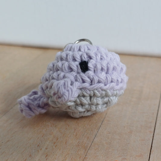 Porte-clés mini baleine mauve pastel