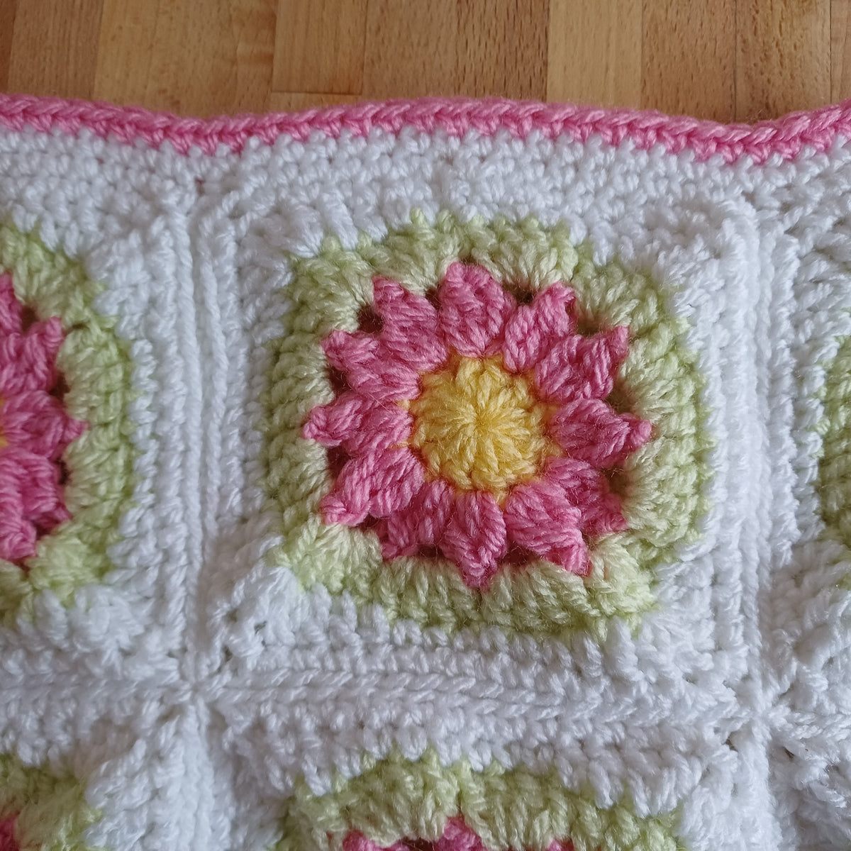 Grand sac bandoulière rose et vert clair