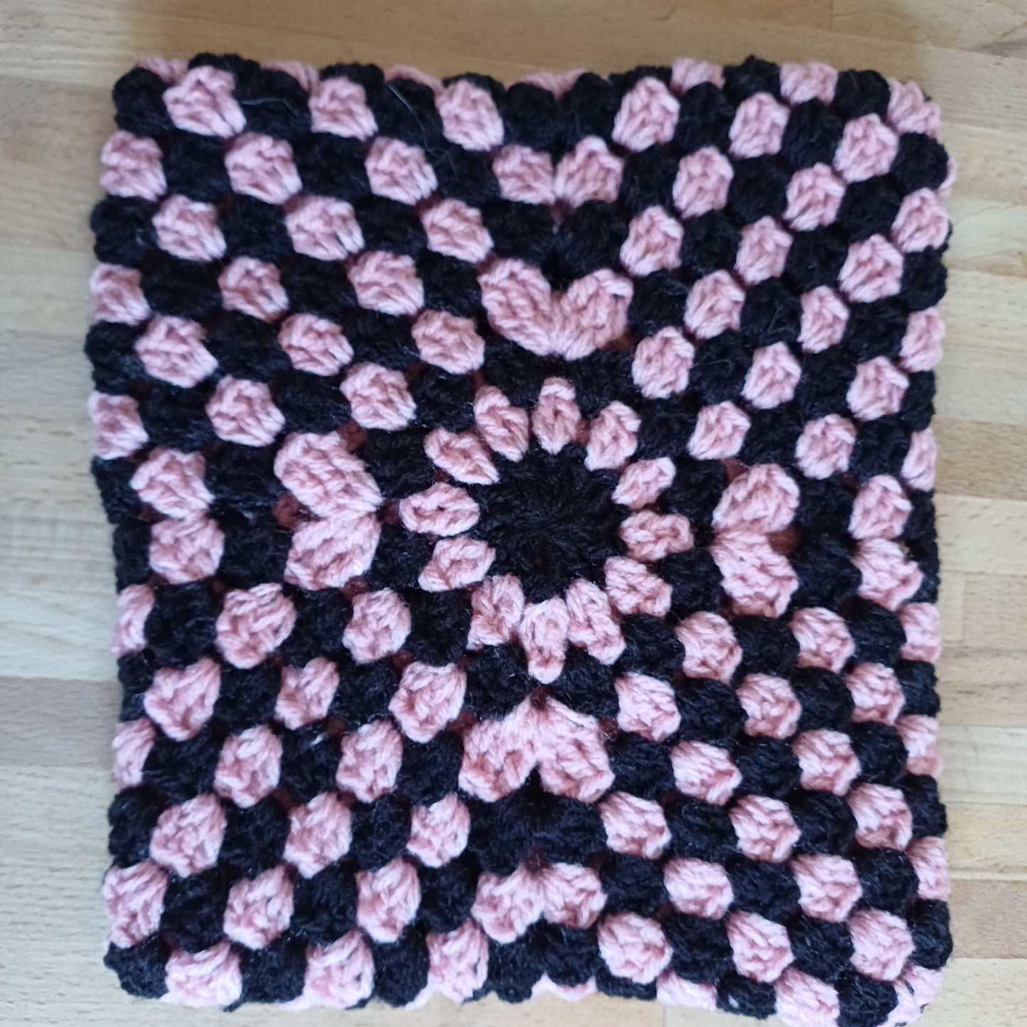 Pochette enveloppe pour livre rose et noire