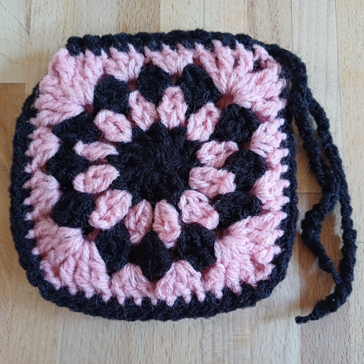 Pochon granny rose et noir
