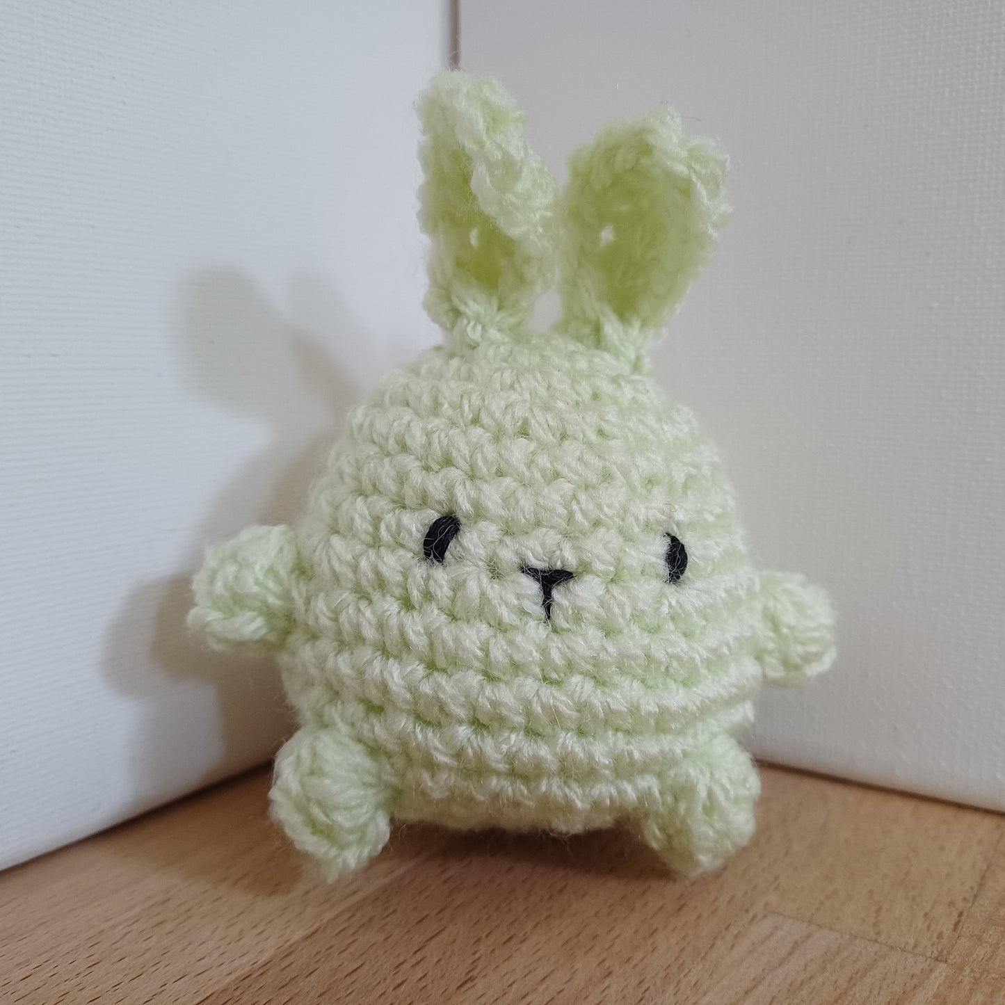 Mini lapin vert clair