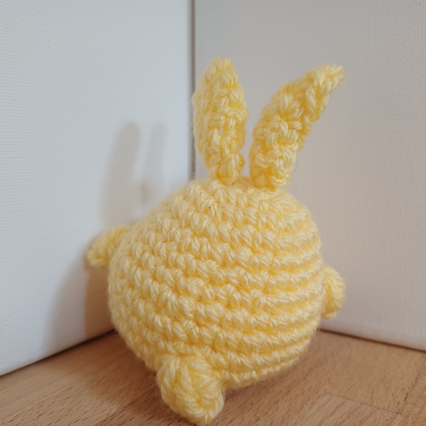 Mini lapin jaune