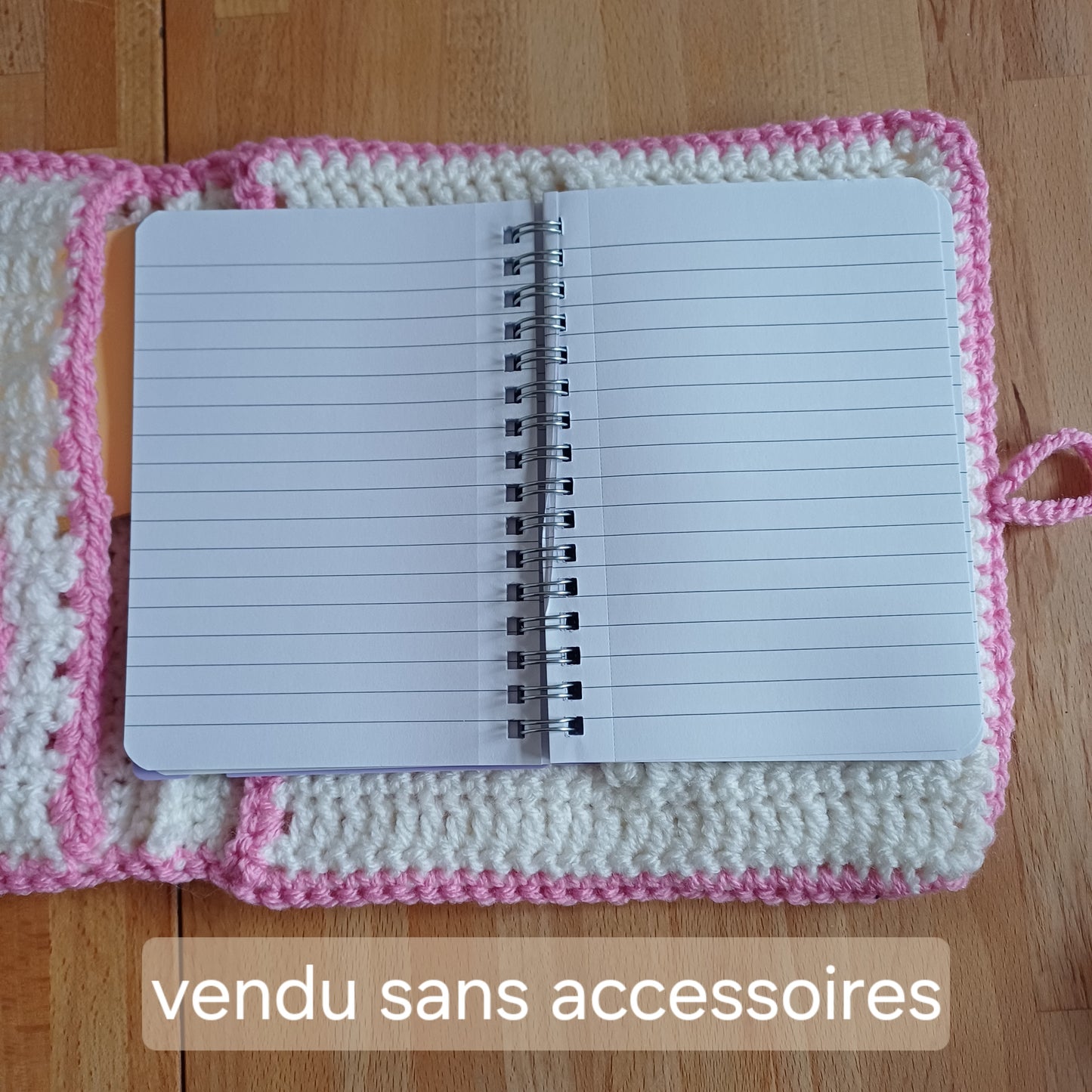 Etui pour carnet avec rangements rose et blanc