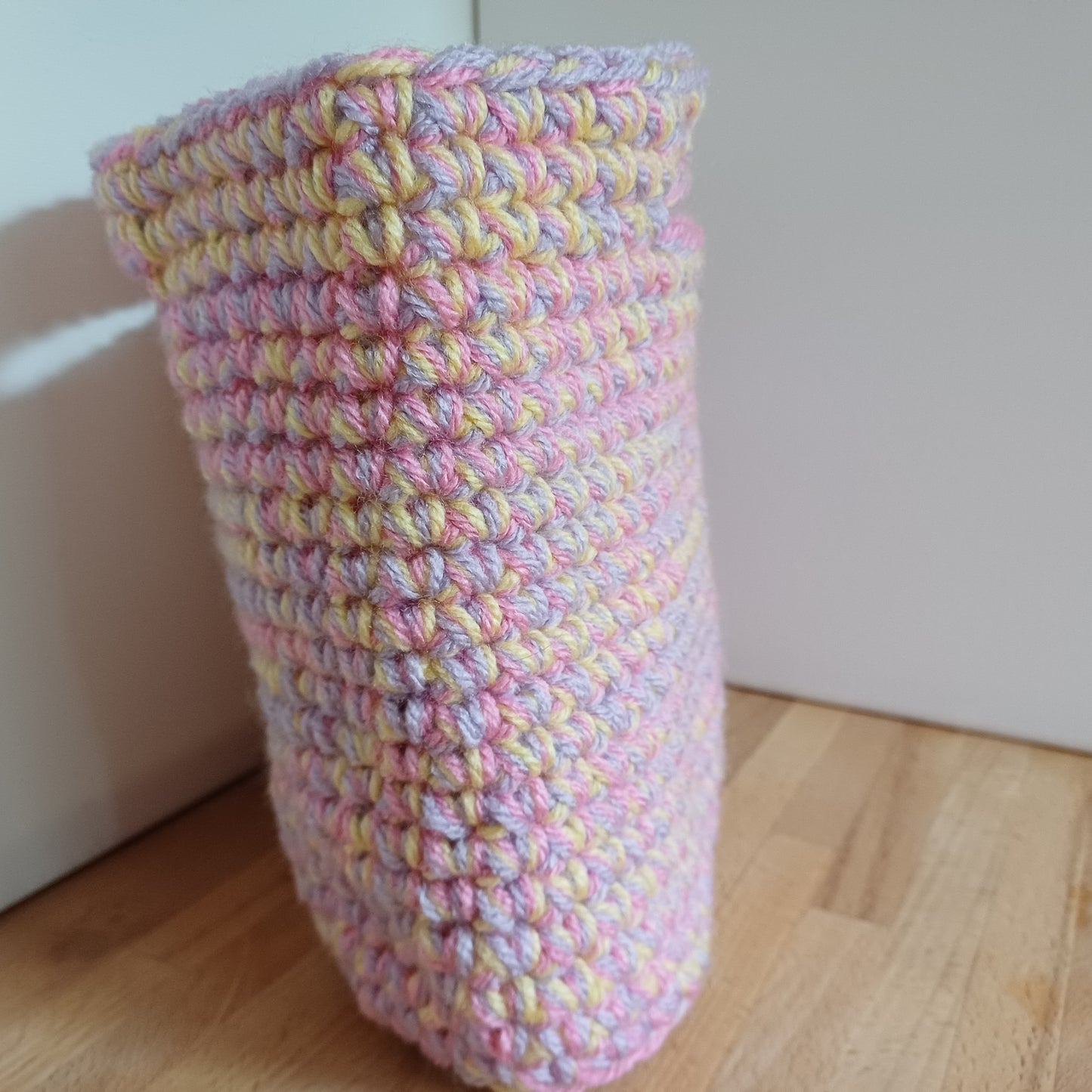Panier sac multicolore jaune, violet et rose